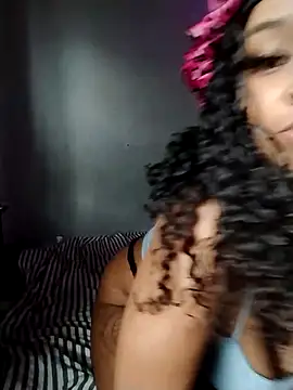 brilove22 online show from April 12, 4:32 pm