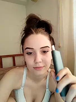 icedrosemarye online show from April 4, 3:44 pm