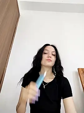 icedrosemarye online show from April 15, 10:16 am