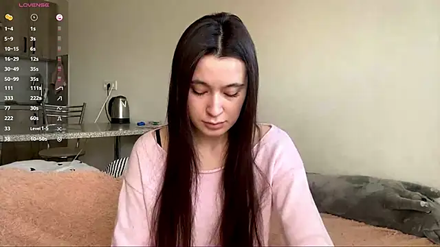 AureaMaggi online show from March 30, 5:07 am