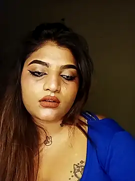 Sanaya Gil online show from April 9, 4:34 pm