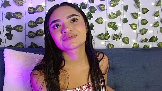 angie boo1 online show from April 14, 10:43 pm