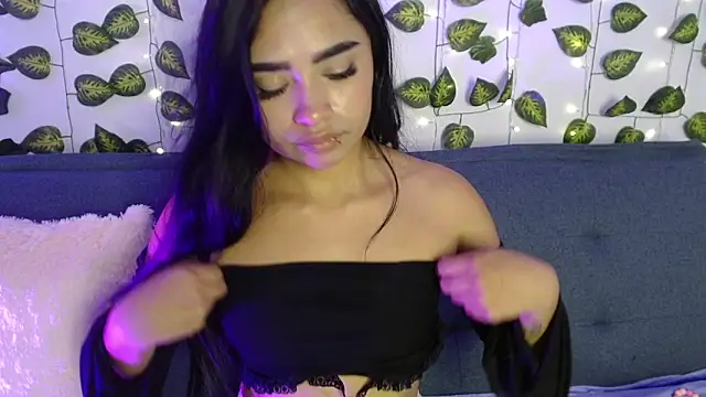 angie boo1 online show from March 27, 12:45 am