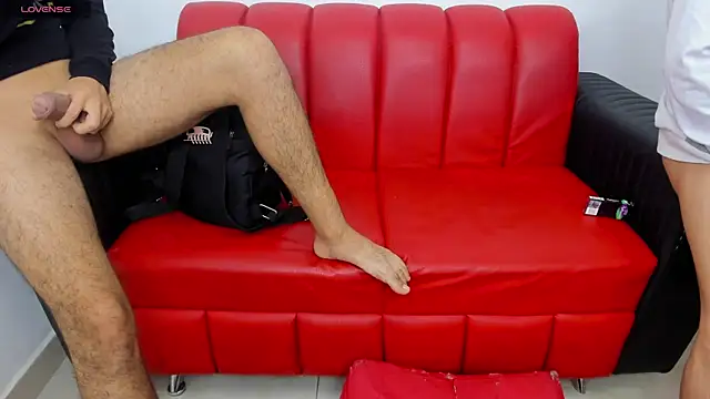 Latinhot couple3 online show from April 13, 2:07 pm