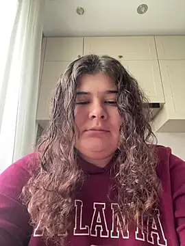 curly elise online show from April 8, 12:40 pm