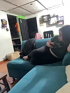 Amber rosse outdoors online show from April 1, 3:07 am