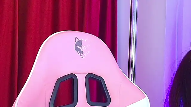 SlimTemptation online show from April 6, 3:50 am