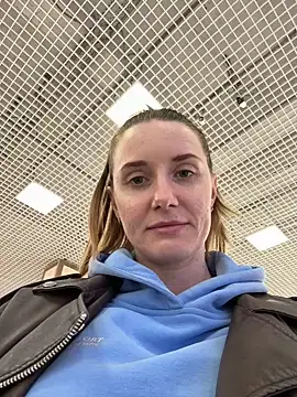 FReyja 44 online show from April 13, 12:06 pm