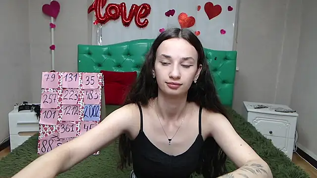 Je55icaBreeze online show from July 15, 10:53 am