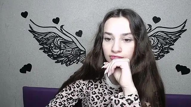 Je55icaBreeze online show from April 14, 5:18 am