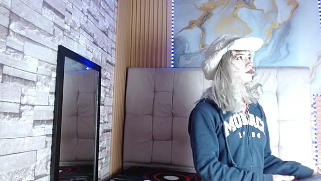 maia grace online show from April 12, 4:59 am