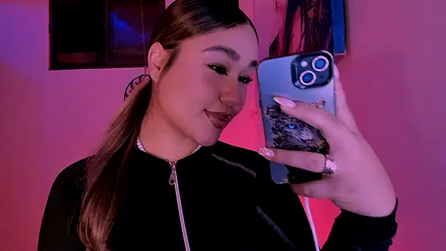 Soouuf  online show from March 27, 6:08 pm