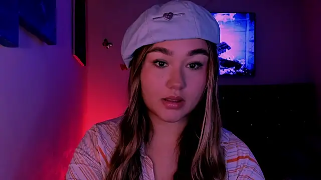 Soouuf  online show from March 31, 4:40 pm