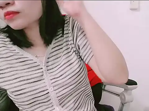 Suhynxx online show from April 29, 5:43 am