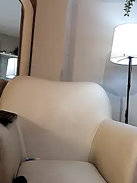 Nahomyrain online show from April 2, 3:37 am