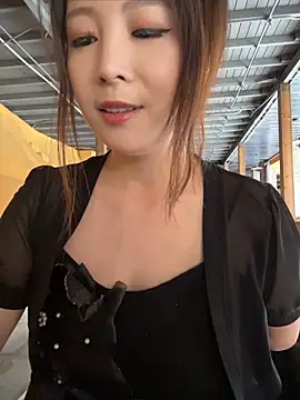 Lola666999 online show from April 14, 8:36 am