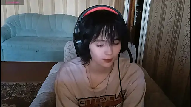 ShaynaLinley online show from April 2, 7:39 am