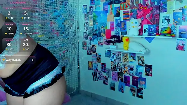 Amelia goth online show from April 2, 2:03 pm