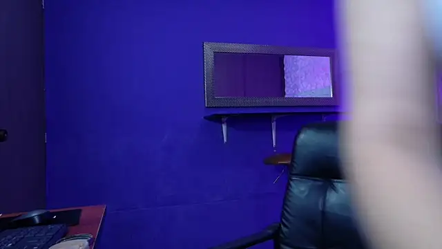 Julietta mx online show from April 1, 2:25 pm