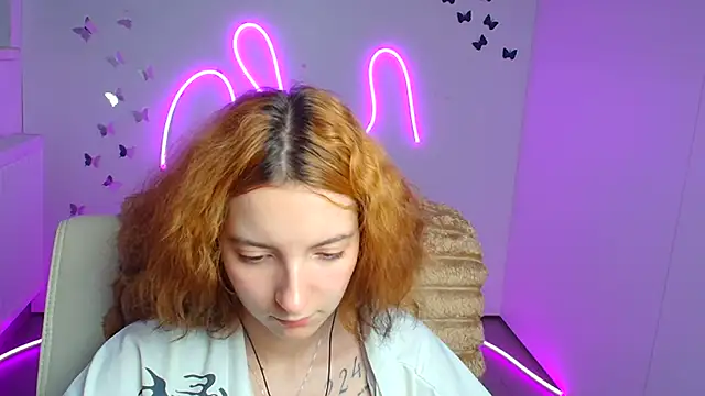 Butterfly Milly online show from June 27, 12:33 pm