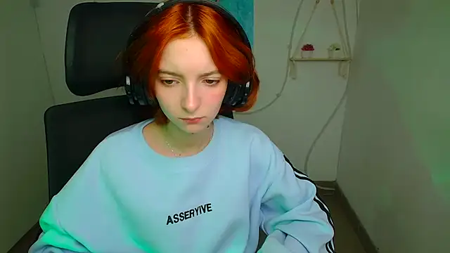 Butterfly Milly online show from March 30, 11:21 am