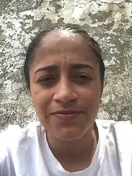 kloeMadels online show from April 14, 4:29 pm