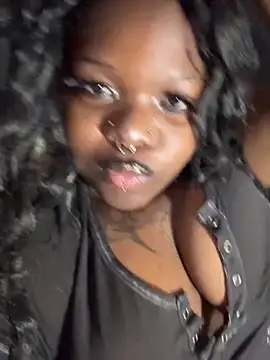 Nyla xox online show from April 13, 11:16 pm