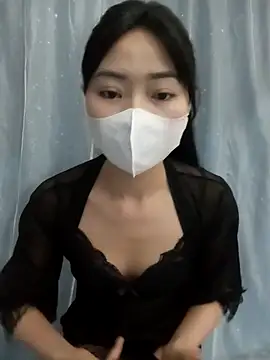 Xiangchuu online show from April 1, 2:58 pm