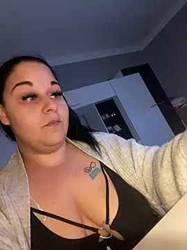 Szandra26 online show from March 27, 8:26 am