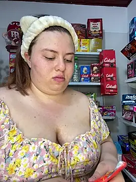 kitty  pinnk online show from April 14, 7:36 pm