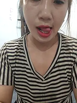 xinhxinh-cute online show from April 7, 2:08 pm