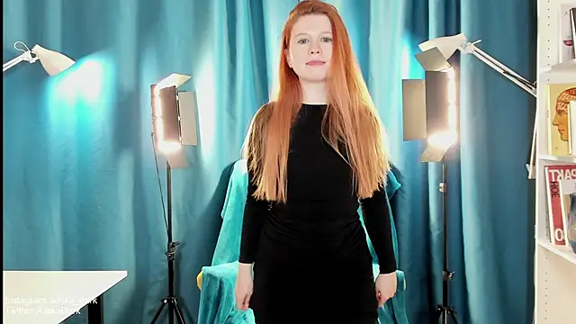 aaliska dark online show from March 30, 6:02 am