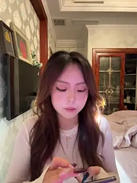 thelittlexx online show from April 11, 12:20 pm