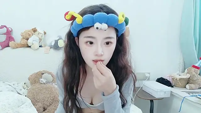 cc-8 online show from April 9, 6:41 am