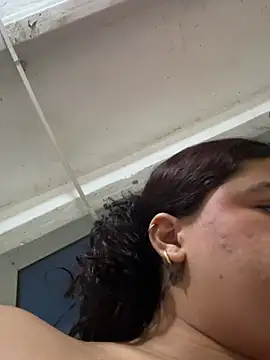 IvyRousex online show from April 11, 8:45 pm