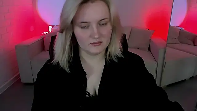 KathyBriggs online show from April 6, 5:08 am