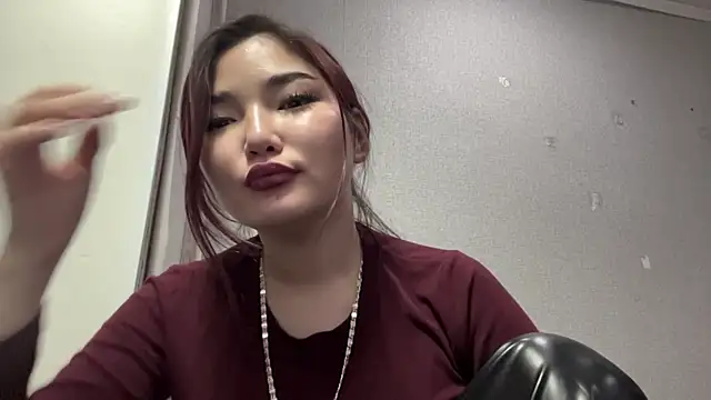 LammingLoner online show from March 31, 5:46 pm