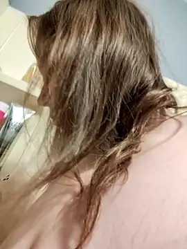 023thickandjuicy07 online show from April 3, 2:42 am