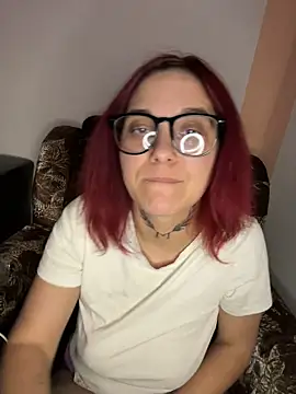 jebise23 online show from April 12, 9:50 pm