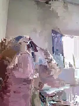 celes tebb online show from April 8, 6:10 pm