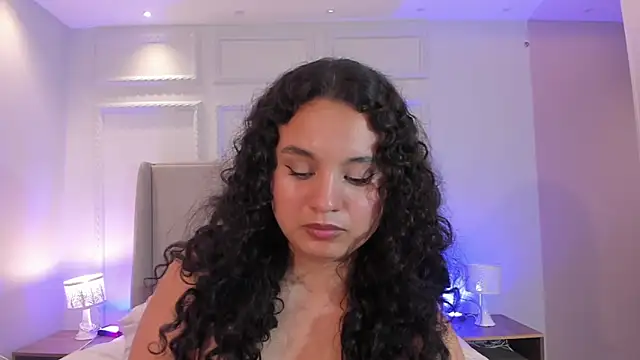 ShanonFox oficial online show from March 29, 11:15 pm