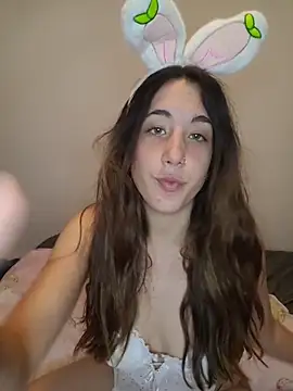 AlissonDavenport online show from April 5, 1:37 am