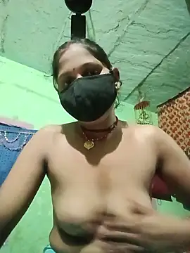PUNAM  KHAN online show from June 1, 3:47 pm