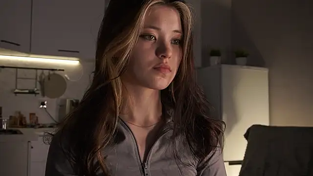 ShyAkemis online show from April 7, 4:09 pm