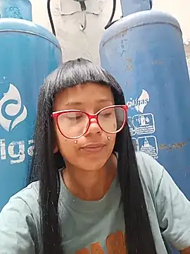 xblackstarX1 online show from April 3, 5:00 pm