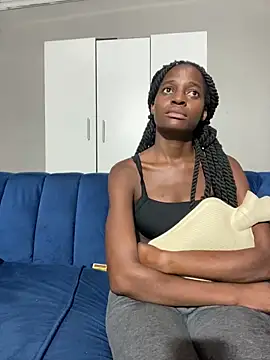 DarkChocolateSlender  online show from April 13, 9:37 pm