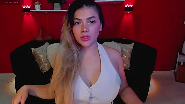 Sofia Velvetx online show from April 14, 2:17 pm