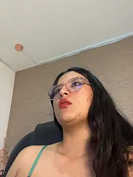 babylexi18 online show from June 27, 7:42 pm