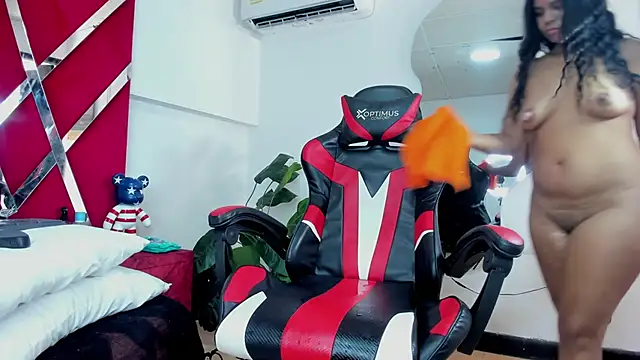 Helenaht online show from April 1, 1:41 pm