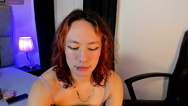 Giselle Black7  online show from April 11, 2:21 pm